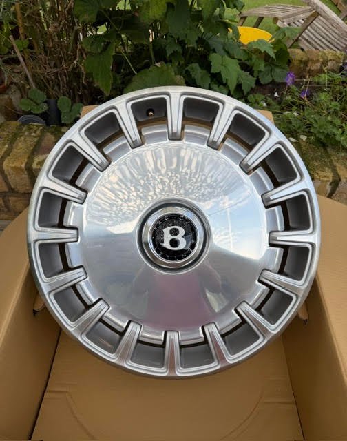 RARE: Discontinued Genuine Bentley Brooklands Coupe Alloy Wheels – Full Set, New in Box