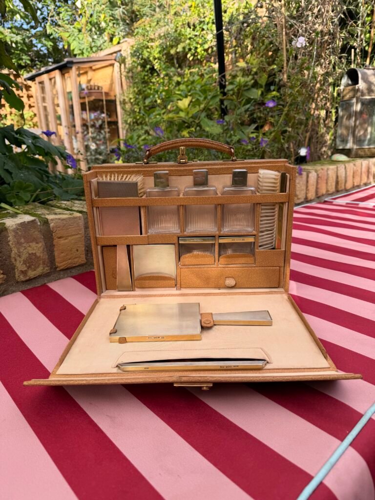 Asprey of London Sterling Silver Engine-Turned Dressing Case – Exquisite – Hallmarked – Vintage